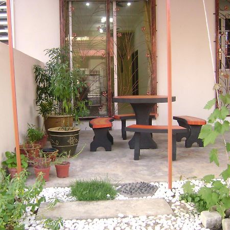 Homestay Amsyarah Seri Iskandar Kültér fotó