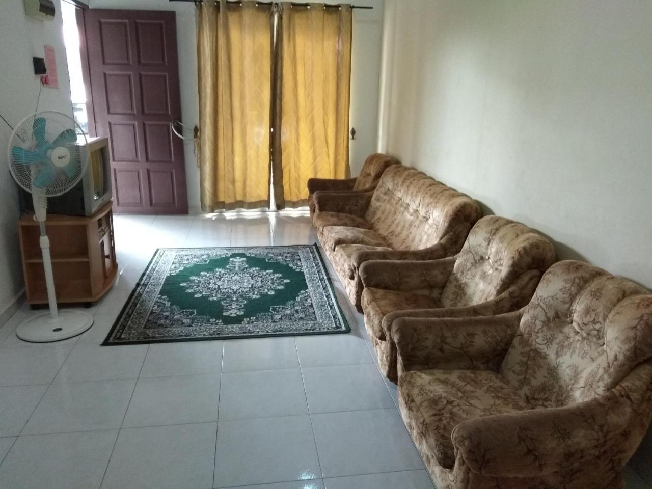 Homestay Amsyarah Seri Iskandar Kültér fotó